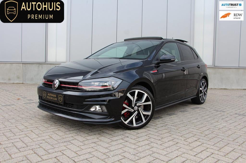 Volkswagen Polo 2.0 TSI GTI 200PK PANO CarPlay Camera Leder, Auto's, Volkswagen, Gebruikt, 4 cilinders, 1984 cc, Zwart