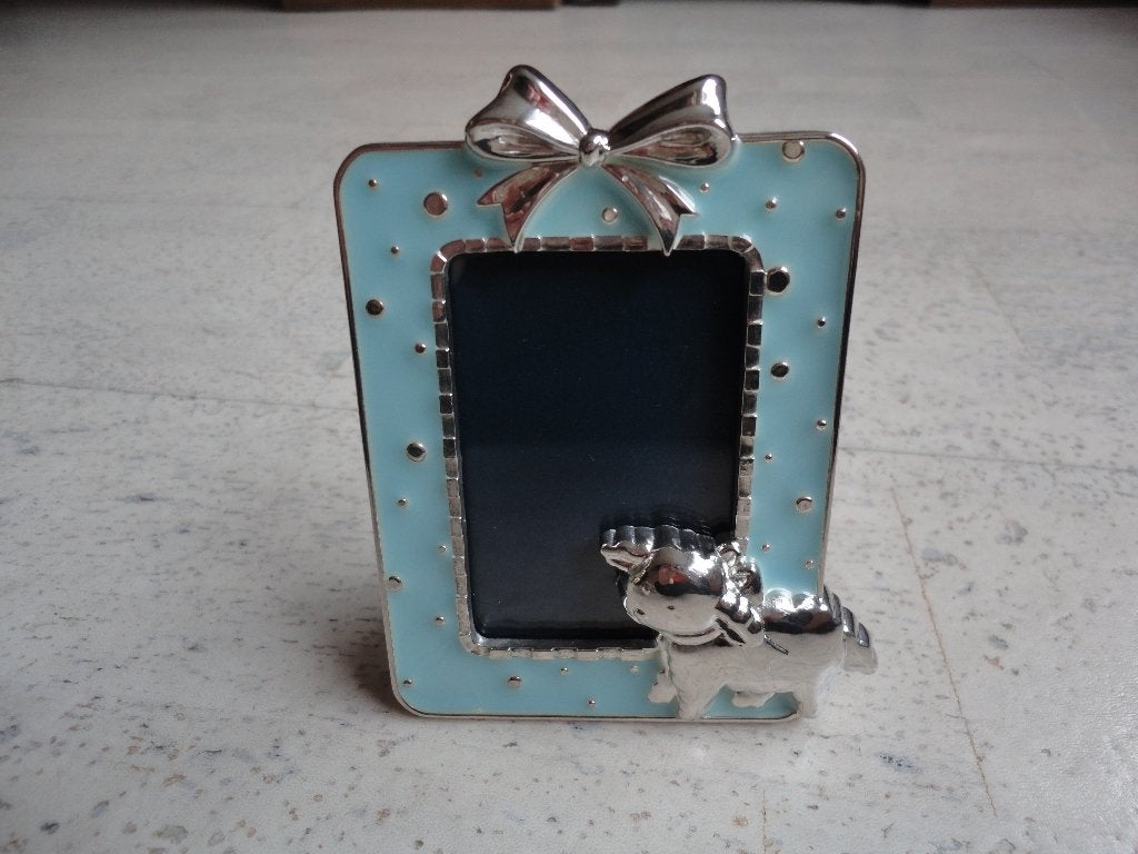 Nieuw Baby Fotolijstje blauw met schaapje en strik, Ophalen of Verzenden, Nieuw, Kraamcadeau