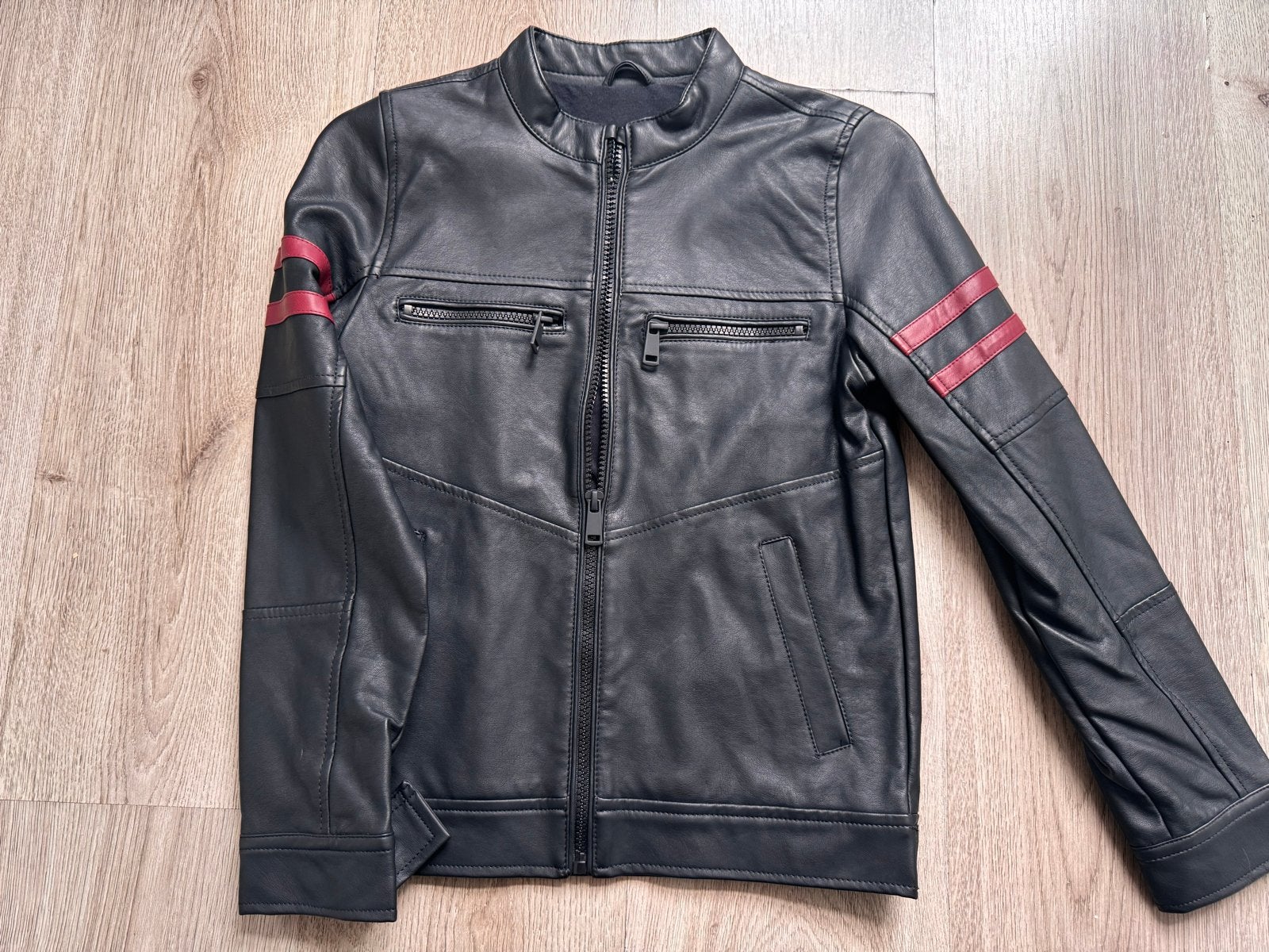 LC Waikiki leren jas voor jongens - maat 128-134 cm, Ophalen of Verzenden, Zo goed als nieuw, Jongen, Jas