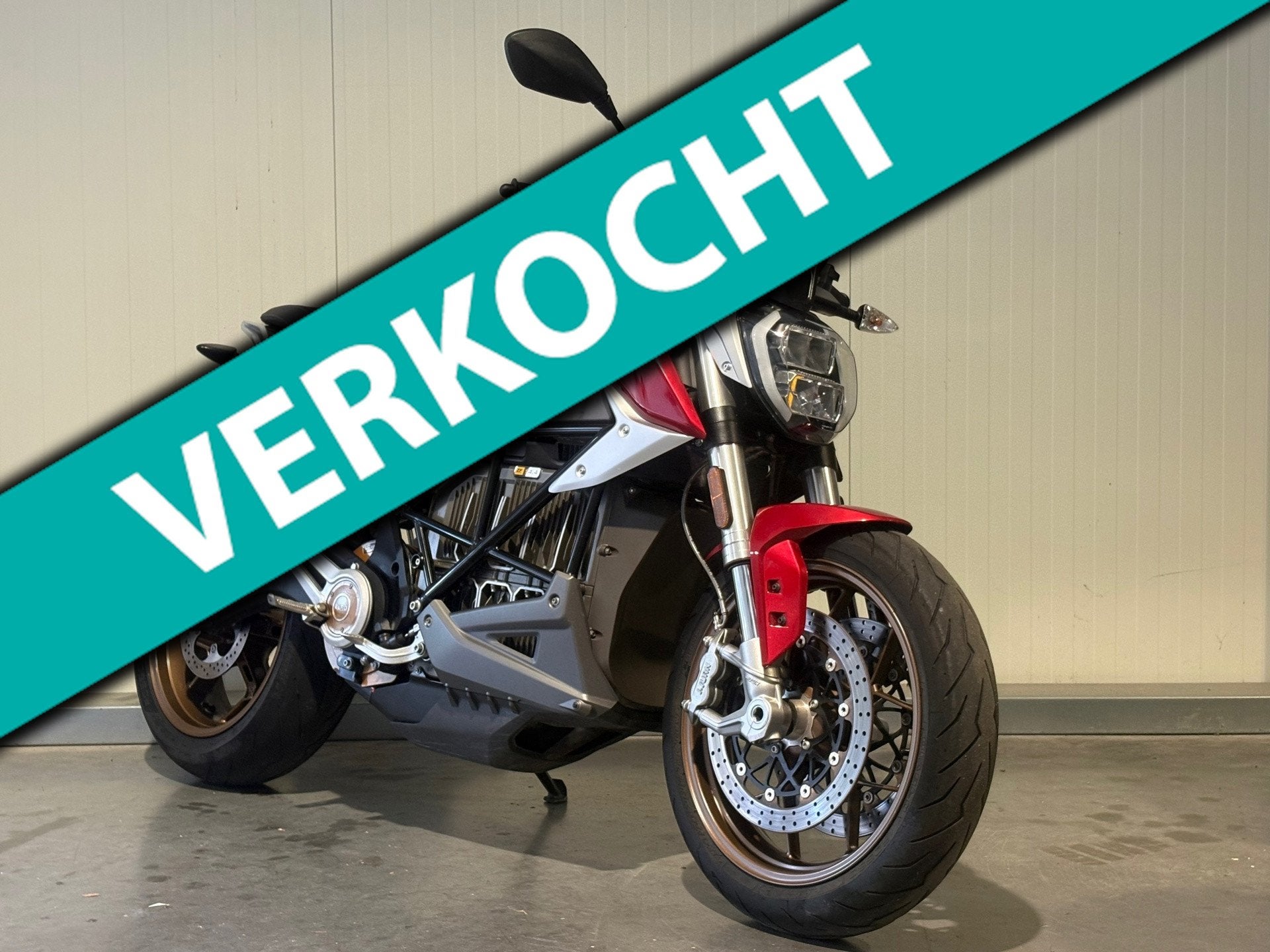 Zero Motorcycles SR/F ZF14.4 | 7.983 km | rijklaar incl. gar, Motoren, Motoren | Overige merken, Inquiries.nl@zeromotorcycles.com