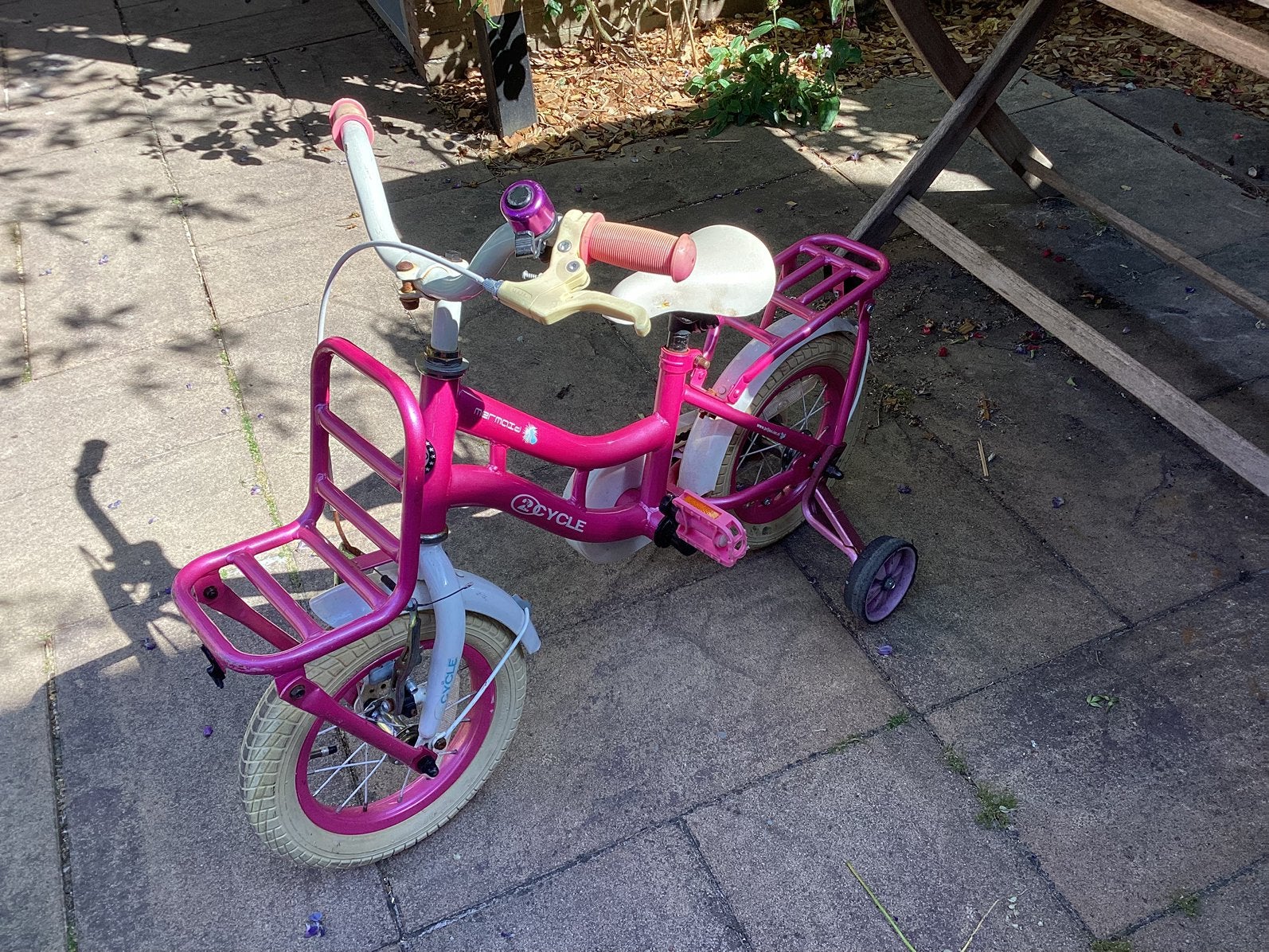 12 inch kinderfiets, Fietsen en Brommers, Fietsen | Kinderfietsjes, Ophalen, Terugtraprem, Zijwieltjes, Gebruikt