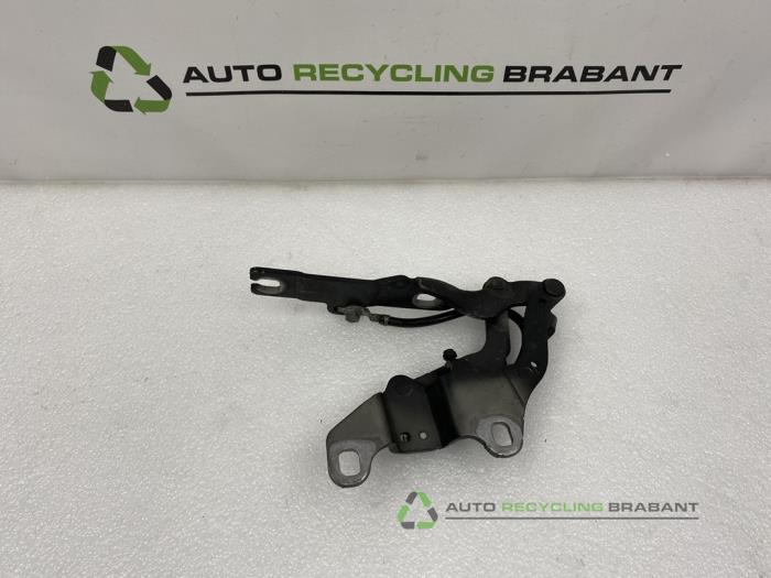 Motorkap Scharnier van een BMW 3-Serie, Gebruikt, -, -, Ophalen of Verzenden
