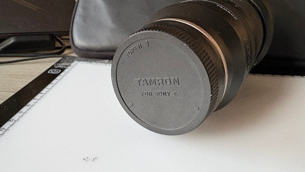 Foto 7 van Sony A6700 + Tamron 17-70mm F/2.8 met accessoires