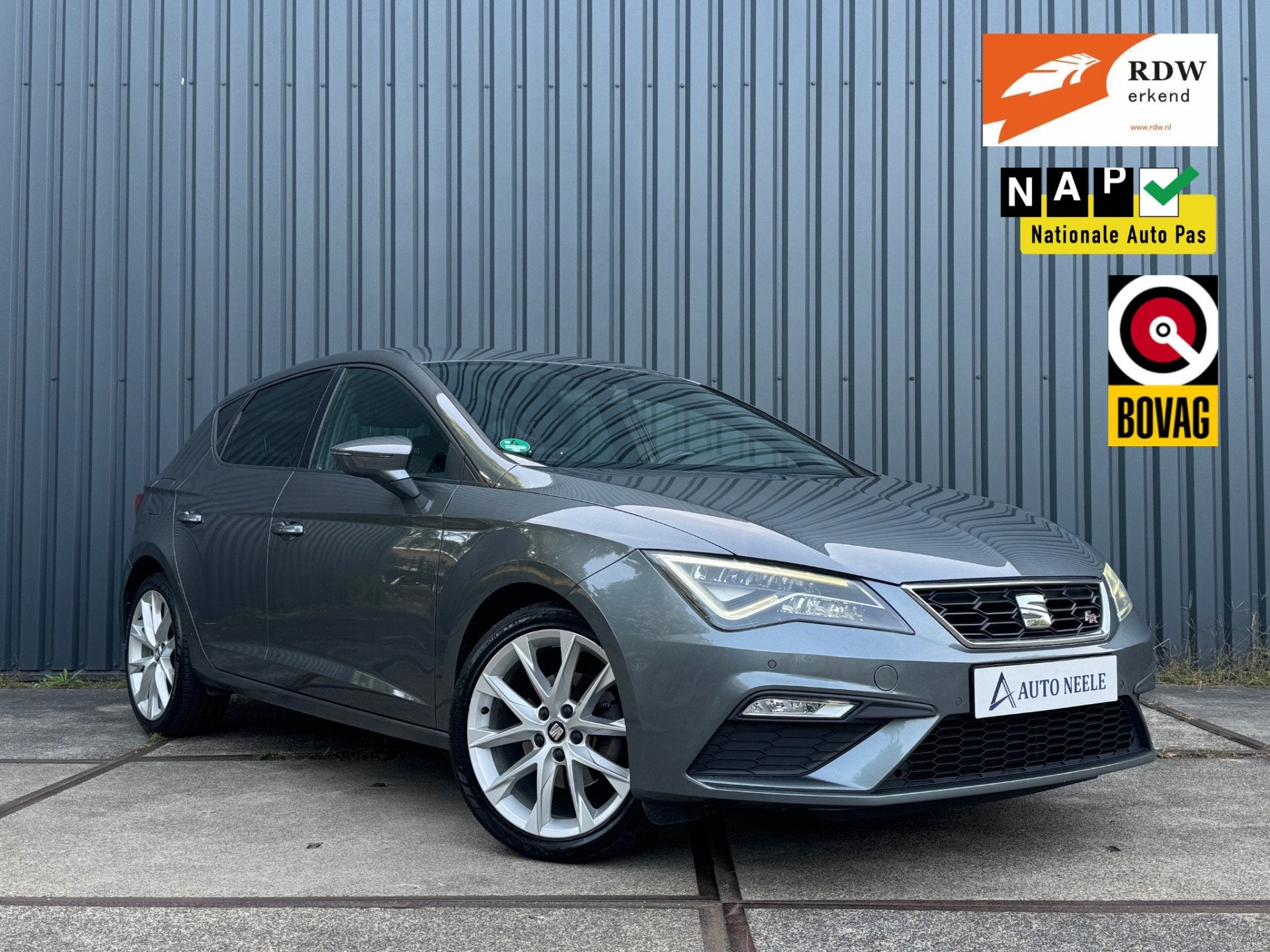 SEAT Leon 1.4 EcoTSI FR 150 pk Trekhaak, Camera (bj 2018), Gebruikt, 4 cilinders, Leon, Leder en Stof