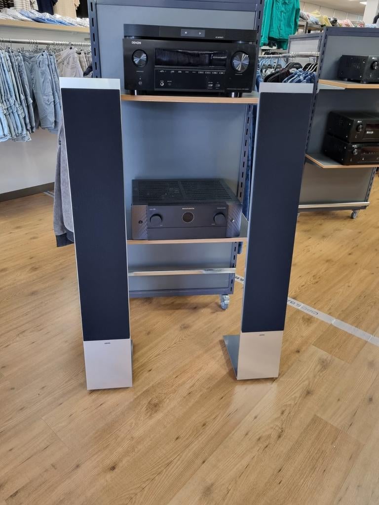 Loewe 2.1 speaker set Reference Sound elektrostaten, //, Zo goed als nieuw, //, //