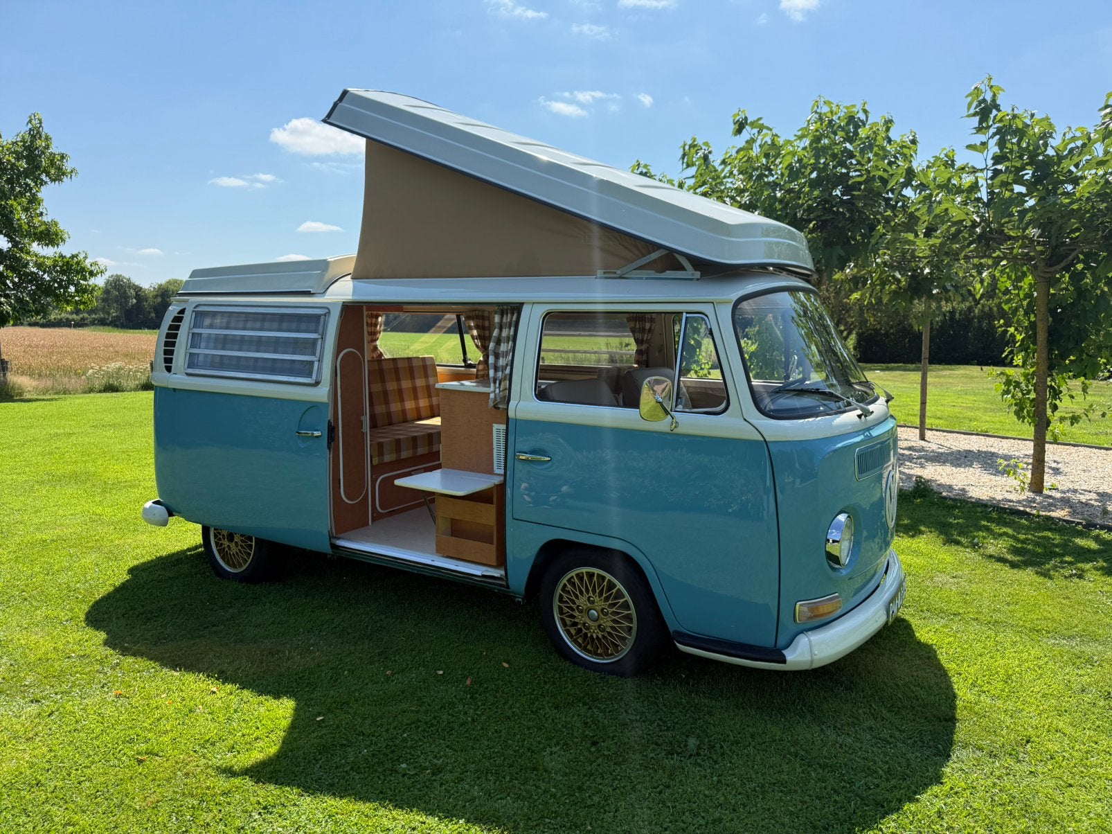 VW T2A BJ 1969 volledig gerestaureerd, Particulier, Buscamper of Camperbus, Volkswagen