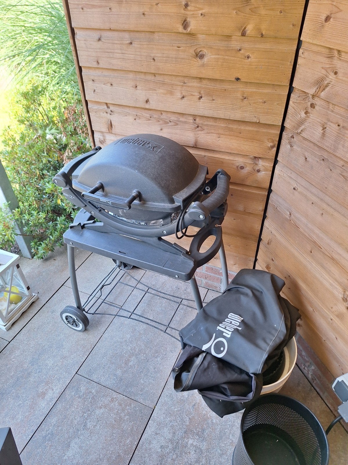 Weber Q1400 electrische BBQ met onderstel en hoes., Ophalen, Gebruikt, WEBER BBQ