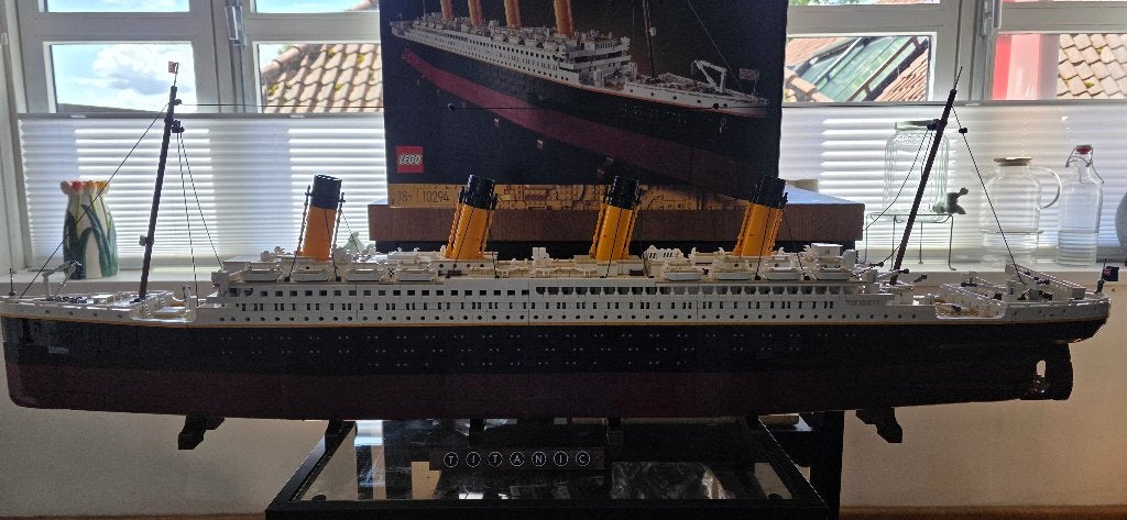 LEGO Titanic 10294 - Zo goed als nieuw, Kinderen en Baby's, Overige thema's, Lego, Compleet, Ophalen of Verzenden
