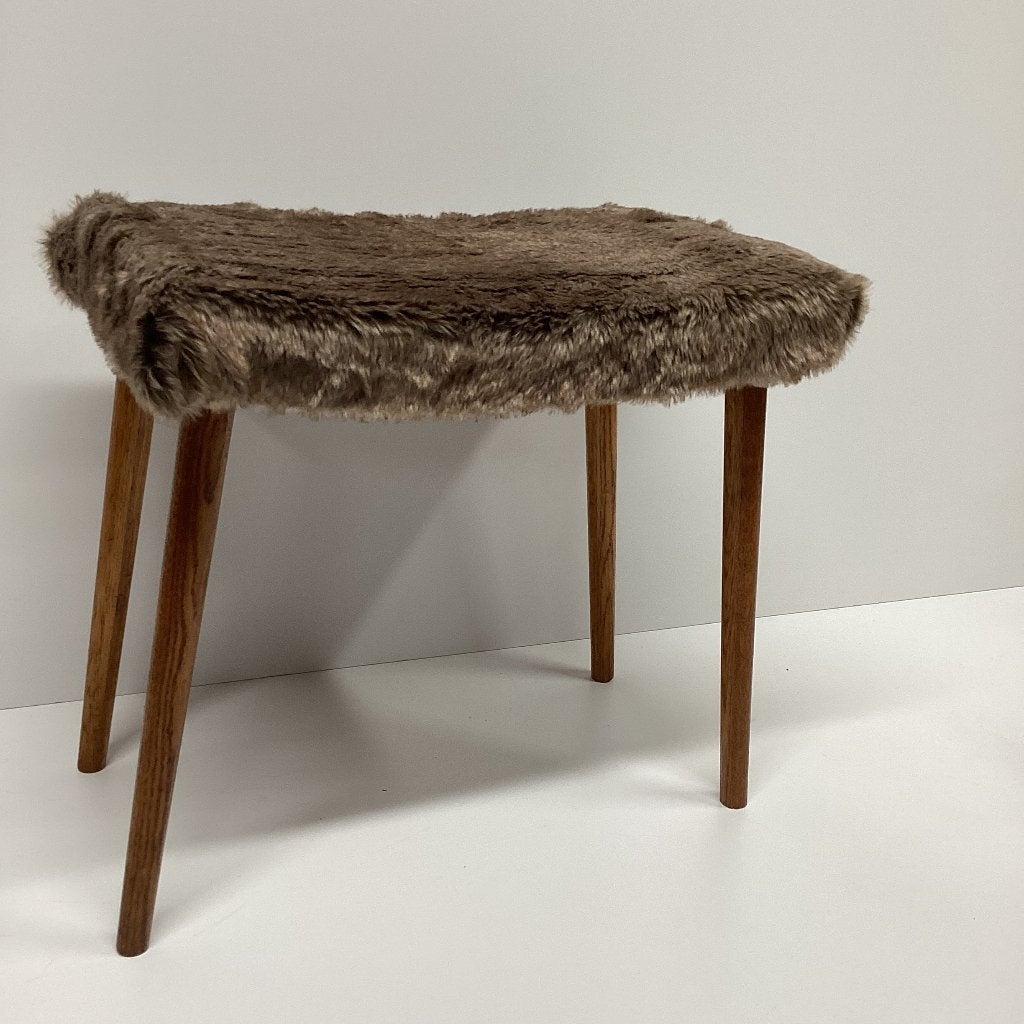 vintage voetenbankje, Minder dan 50 cm, Verzenden, 50 tot 75 cm, X
