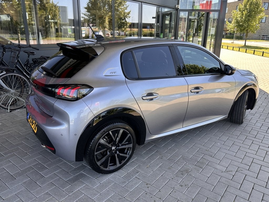 Peugeot 208 1.2 PT GT PACK 101 PK (SPORTIEVE UITVOERING!), Auto's, Voorwielaandrijving, 101 pk, Gebruikt, 49 €/maand
