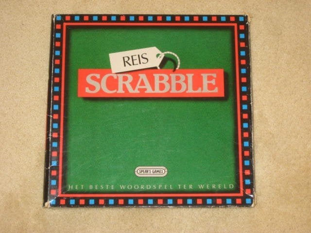 Reisscrabble in skai etui, Hobby en Vrije tijd, Gezelschapsspellen | Bordspellen, Ophalen of Verzenden, Zo goed als nieuw
