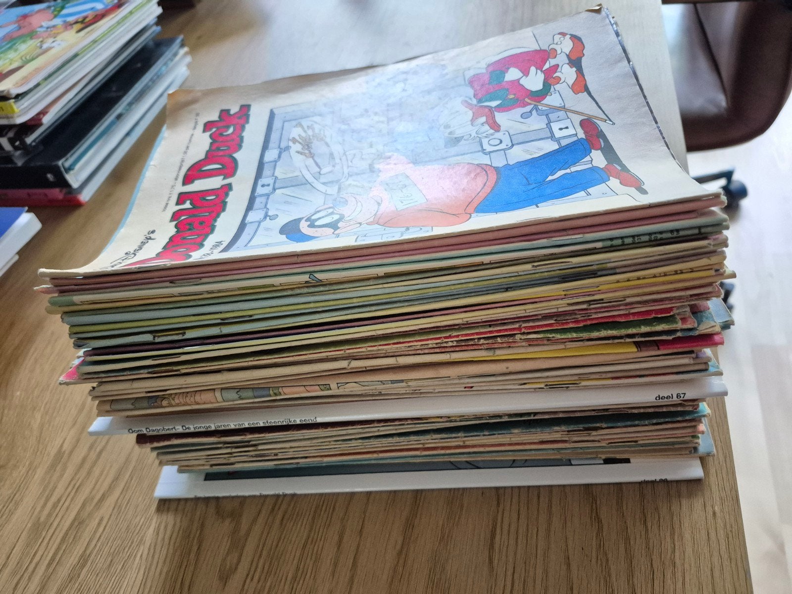Vintage ongeveer 90 Donald ducks vanaf 1970, Boeken, Stripboeken, Meerdere stripboeken, Ophalen of Verzenden, Gelezen