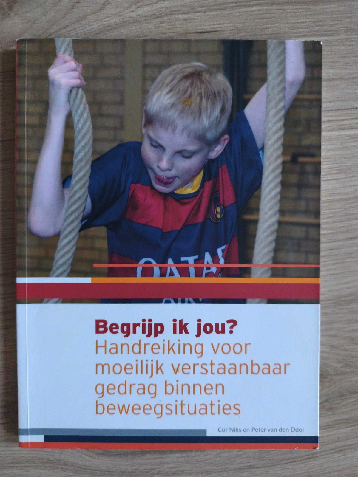 Begrijp ik jou? Handreiking moeilijk verstaanbaar gedrag, Zo goed als nieuw, Gamma, Cor Niks en Peter van den Dool, HBO