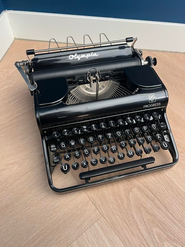 Typemachine Olympia Progress, duitsland, jaren 1930, Diversen, Typemachines, Ophalen, Zo goed als nieuw