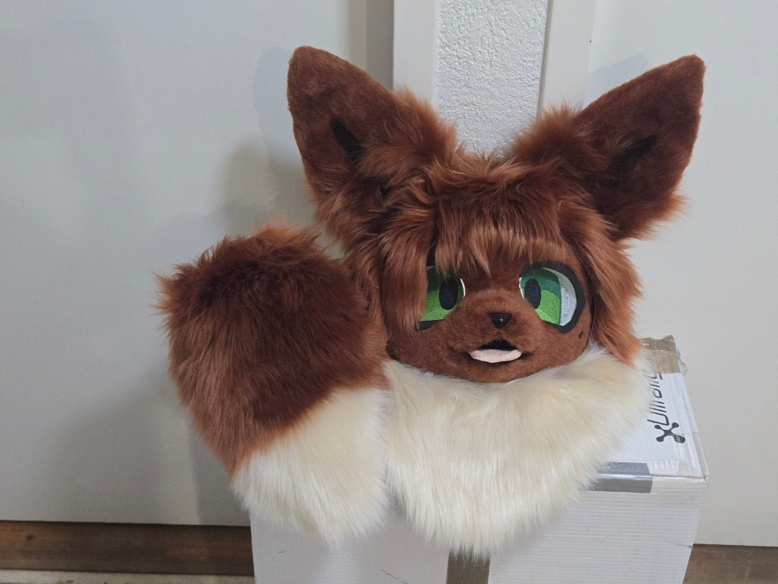 eevee mini partial fursuit premade, Hobby en Vrije tijd, Kostuums, Theaterbenodigdheden en LARP, Ophalen of Verzenden, Nieuw