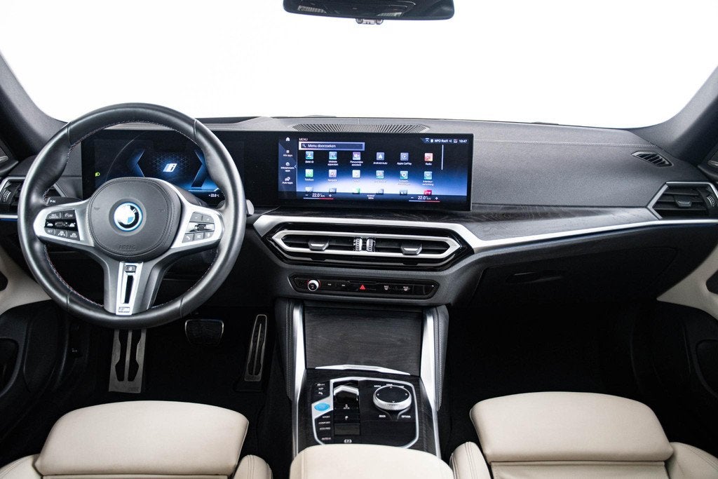 BMW i4 M50 High Executive 84 kWh Trekhaak - Panoramadak - Dr, Auto's, BMW, 12 maanden, 520 km, Automatische klimaatregeling, Leder