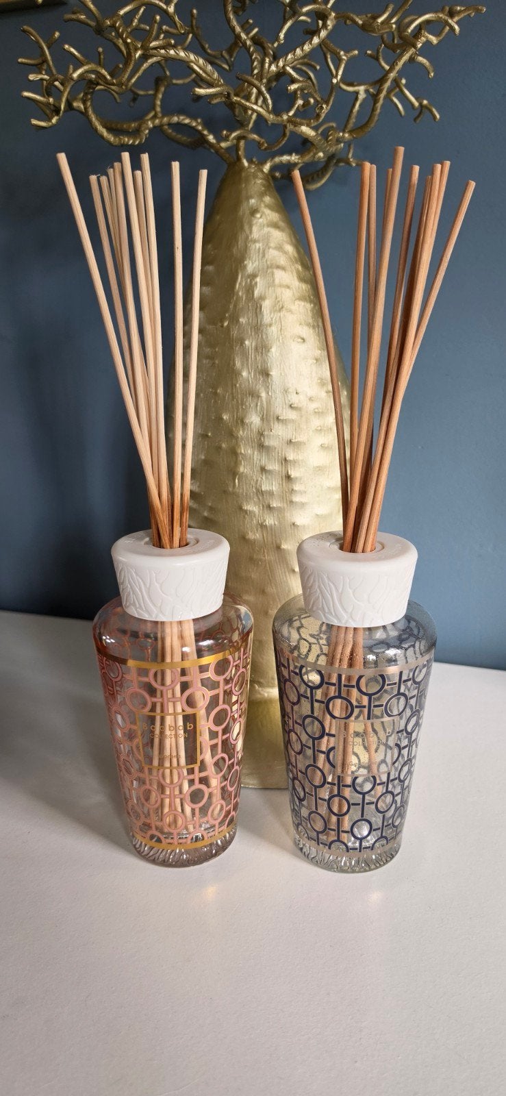 2 Baobab Diffusers 250ml met Stokjes - Women & Gentleman, Ophalen of Verzenden, Gebruikt, Blauw, Glas
