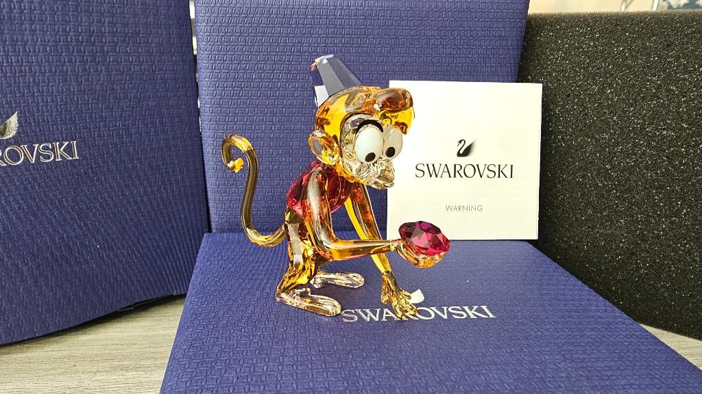 Swarovski Disney Aladdin Abu! NIEUW!, Ophalen of Verzenden, Nieuw, Figuurtje