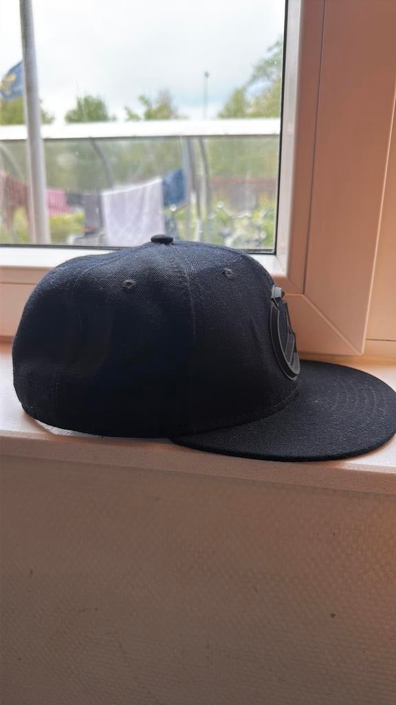 Pet zwart, Kleding | Heren, Hoeden en Petten, Ophalen of Verzenden, Zo goed als nieuw