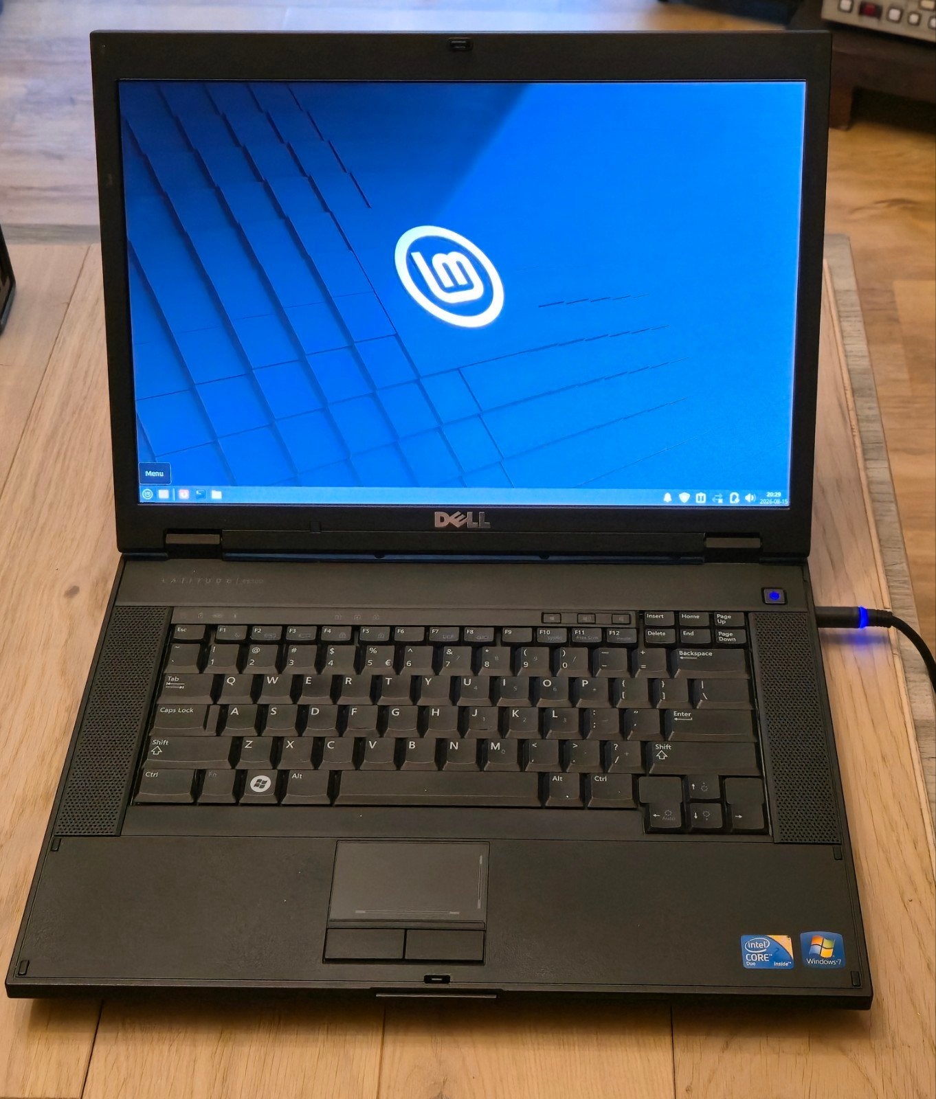 laptop Dell Latitude E5500  zakelijke laptop  geleverd met e, Computers en Software, Windows Laptops, DELL Latidude, 120 GB, Refurbished