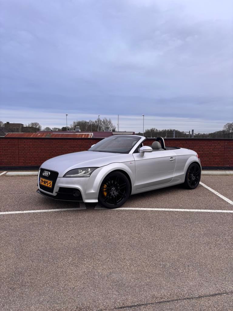 Audi TT Roadster 2.0 TFSI - 147kW - Automaat - S Line - Bose, Auto's, Audi, TT, 66 €/maand, Leder en Alcantara, 200 pk