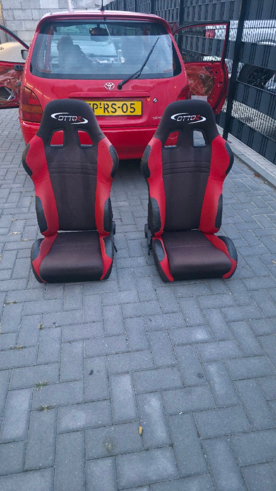 2 kuipstoelen, Auto-onderdelen, Ophalen, Gebruikt