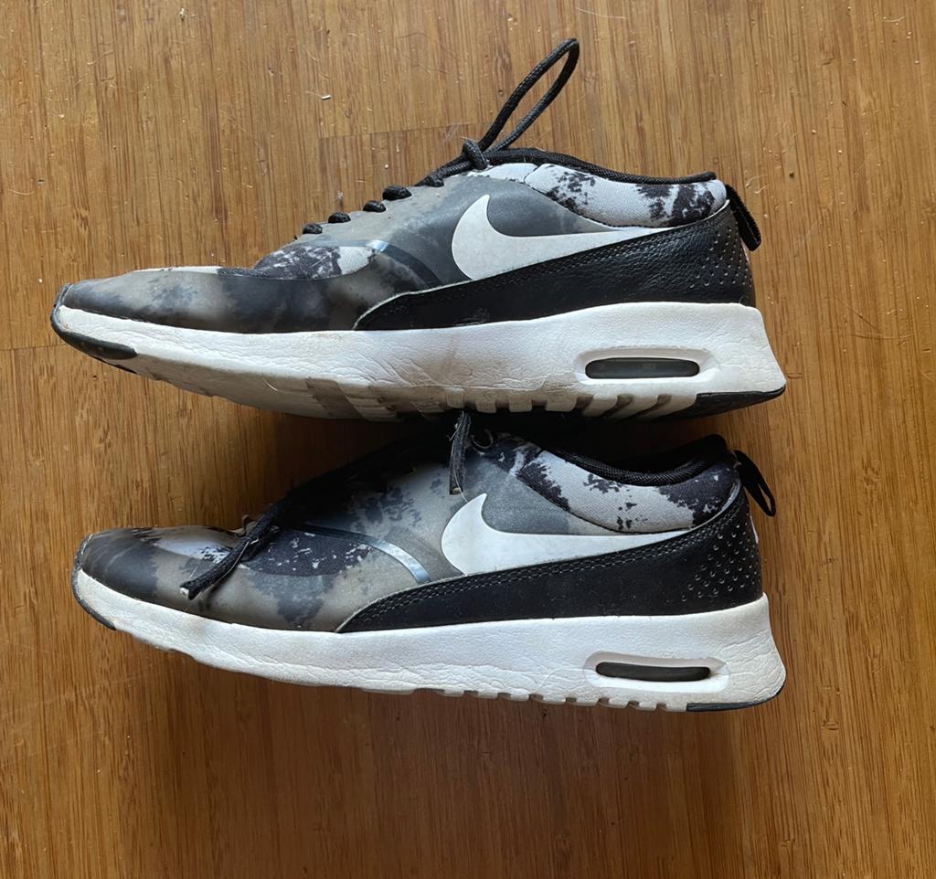 Nike air max thea, 38,5, Ophalen of Verzenden, Gedragen, Overige kleuren, Sneakers of Gympen