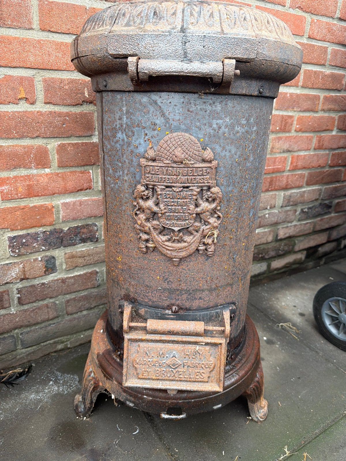Antieke gietijzeren kachel - Decoratieve houtkachel, Ophalen, Gebruikt, Houtkachel, Vrijstaand