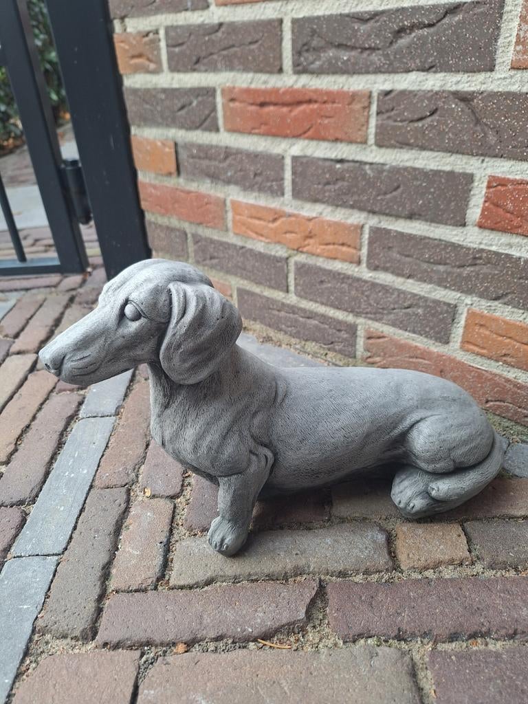 Betonbeeld Teckel, Tuin en Terras, Tuinbeelden, Ophalen, Nieuw, Beton, Dierenbeeld