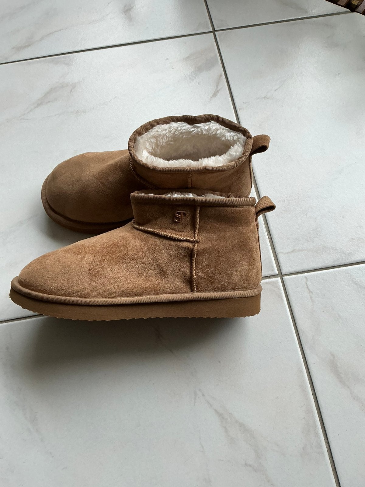 SUPERTRASH PANTOFFELS, Kleding | Dames, Bruin, Nieuw, Ophalen of Verzenden, Pantoffels of Sloffen