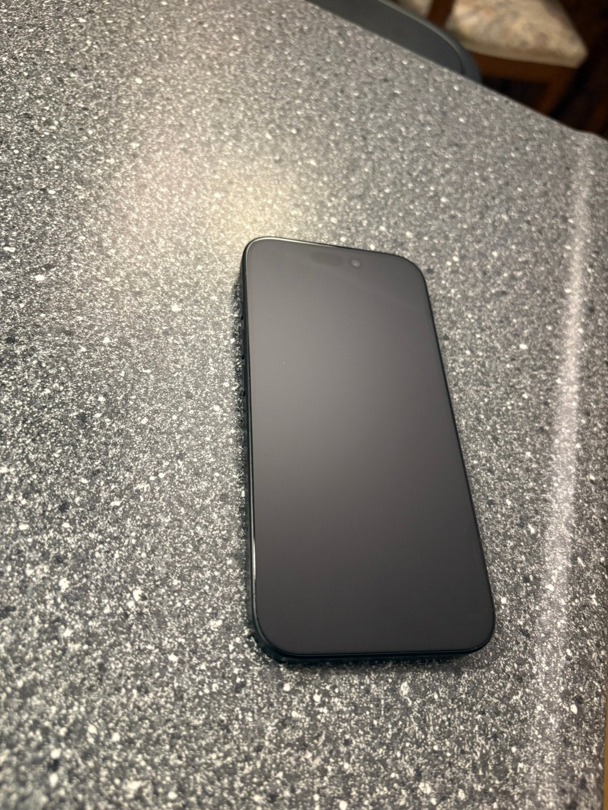 iPhone 16 - zwart, Ophalen, Zo goed als nieuw, Zwart, 128 GB
