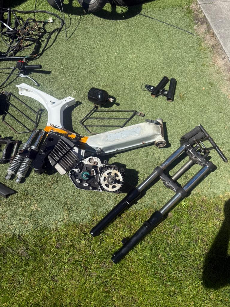 Complete tomos project, Fietsen en Brommers, Ophalen, Zo goed als nieuw