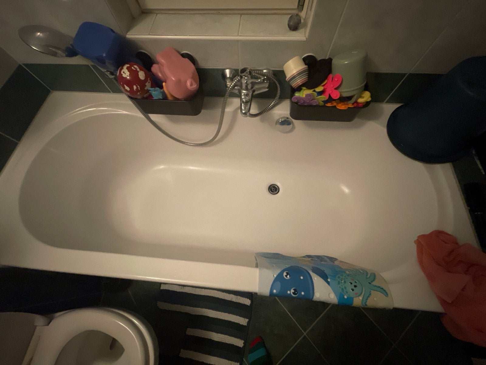 Gratis: Bad, Douche, Kraan, Radiator etc. vanaf 23 sept, Ophalen, Gebruikt, Chroom, Bad