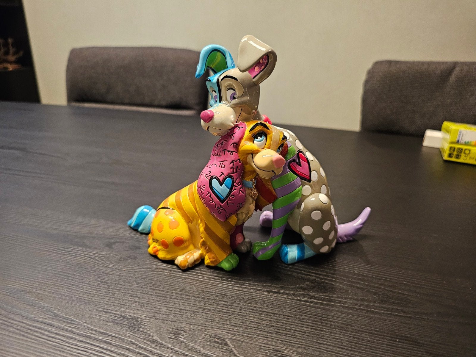 Disney Lady en de Vagebond beeld - Romero Britto, Ophalen of Verzenden, Overige figuren, Nieuw, Beeldje of Figuurtje