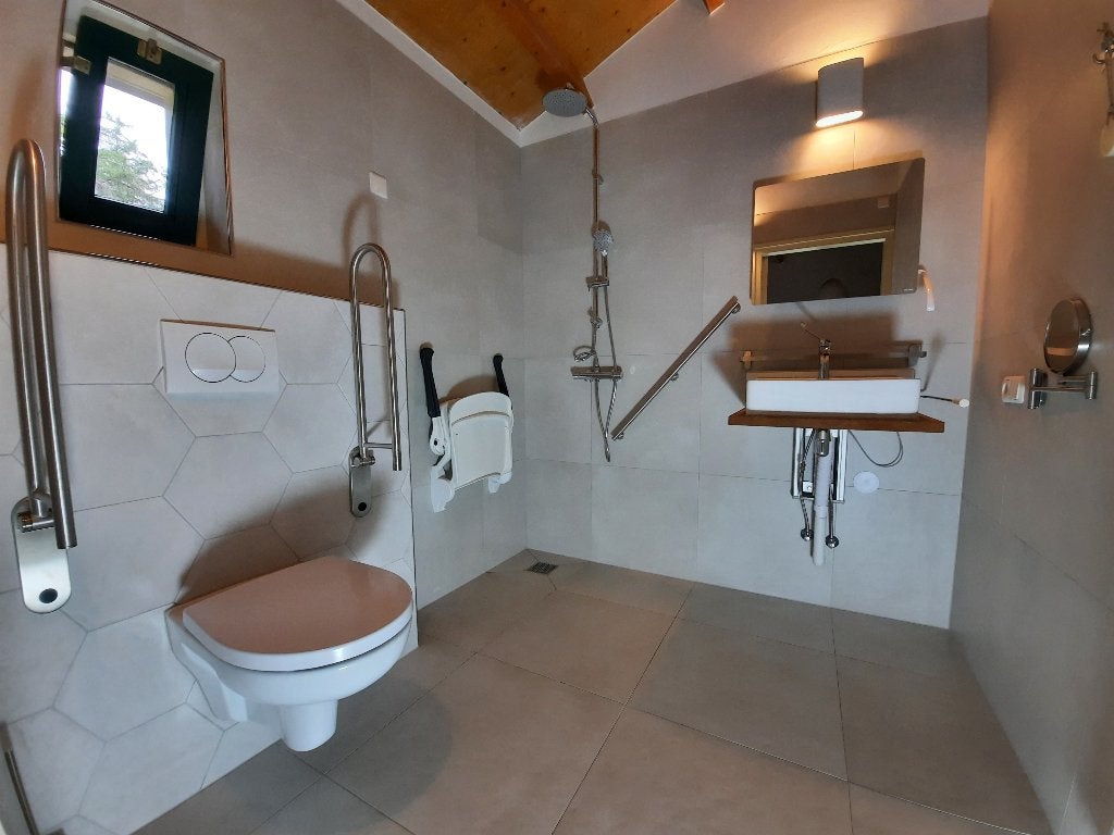 Foto 4 van Rolstoeltoegankelijke bungalow op landgoed, 30okt-6nov vrij!