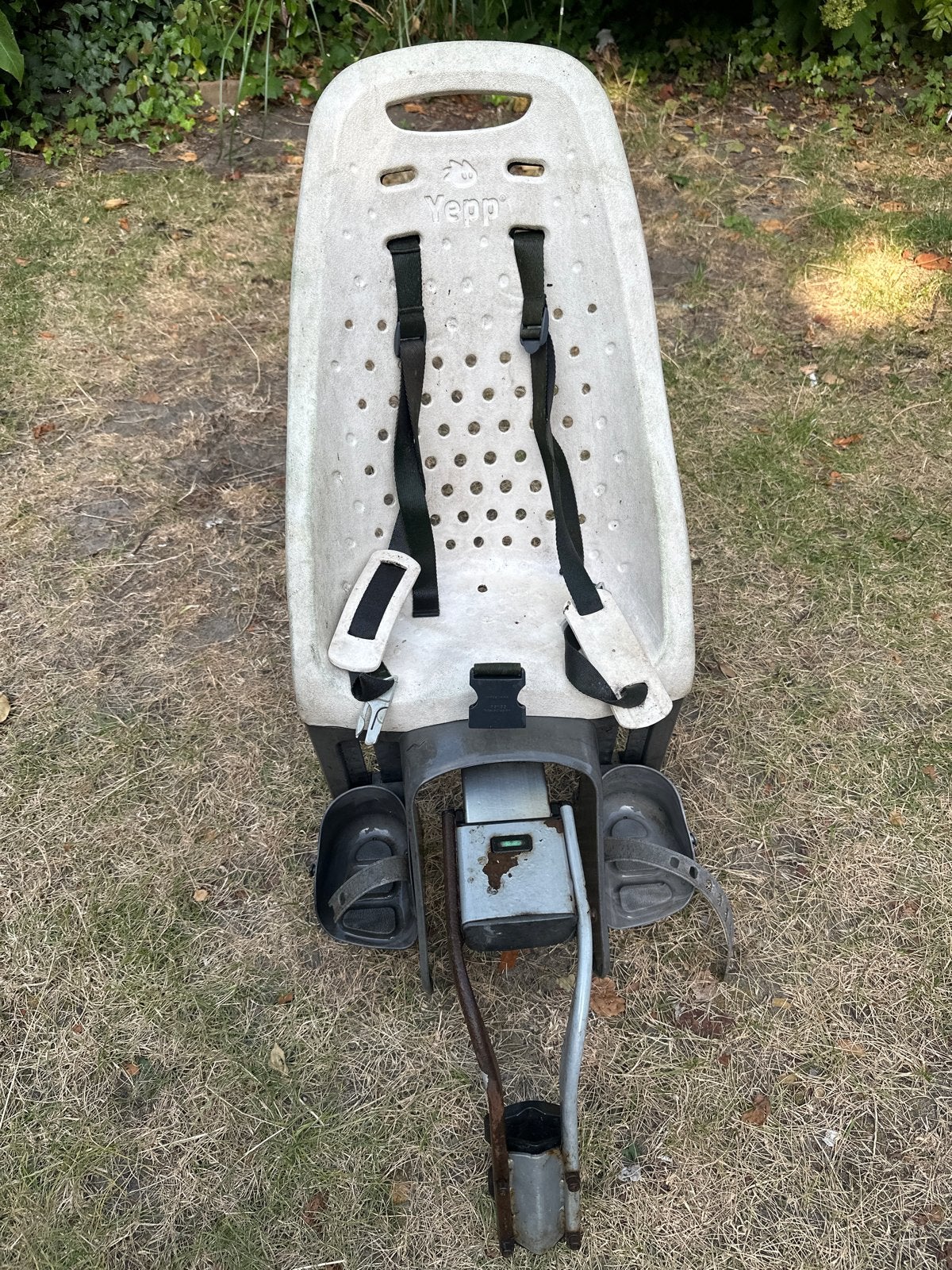 Gratis Gebruikt Yepp Achterzitje voor Fiets, Fietsen en Brommers, Ophalen, Achterzitje, 9 t/m 18 kg, Gebruikt