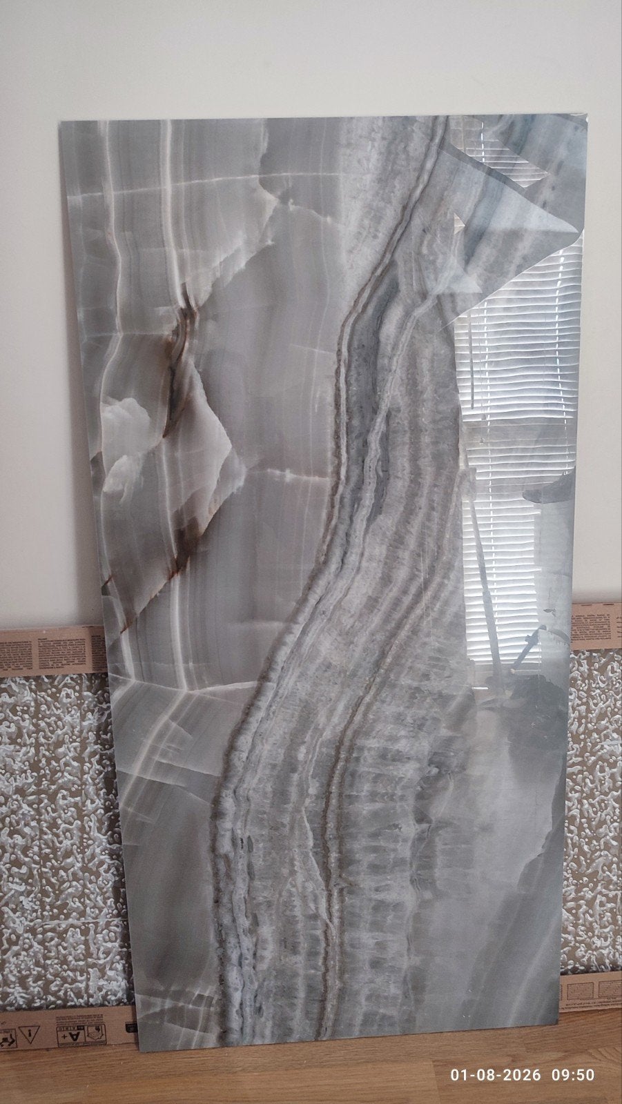 2 grote grijze marmerlook tegels, Ophalen, 60 cm of meer, 40 tot 60 cm, Keramiek