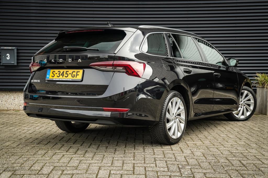 Skoda Octavia Combi 1.5 TSI ACT Style | ACC | Clima | Stoelv, Voorwielaandrijving, Stof, 4 cilinders, 150 pk