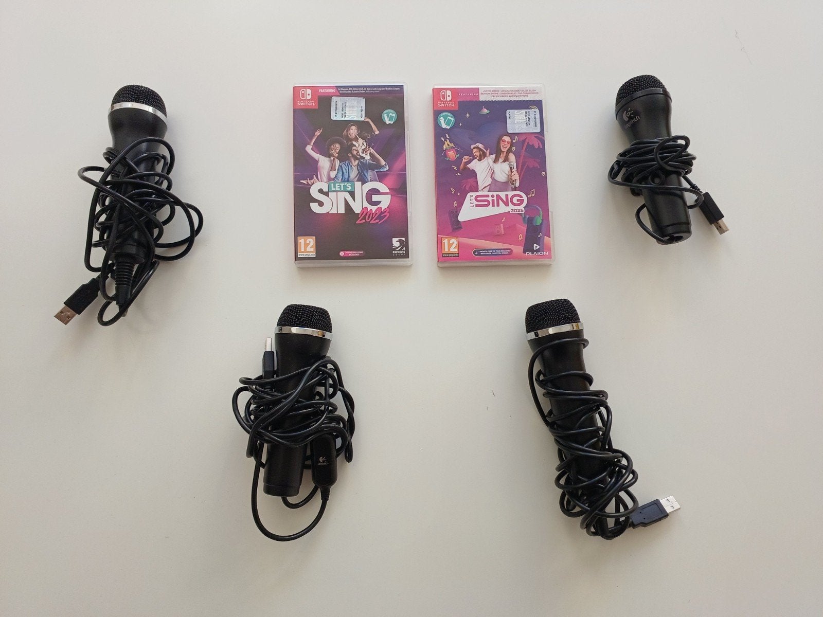Lets sing set 2 spellen en microfoons, Muziek, Ophalen of Verzenden, Zo goed als nieuw, 3 spelers of meer