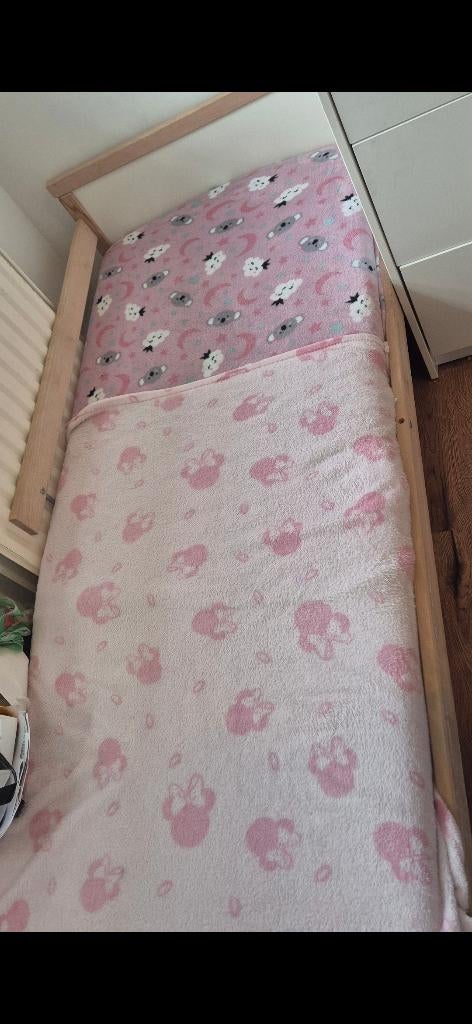 Kinderbed, Kinderen en Baby's, Kinderkamer | Bedden, Ophalen, 70 tot 85 cm, Zo goed als nieuw, Matras