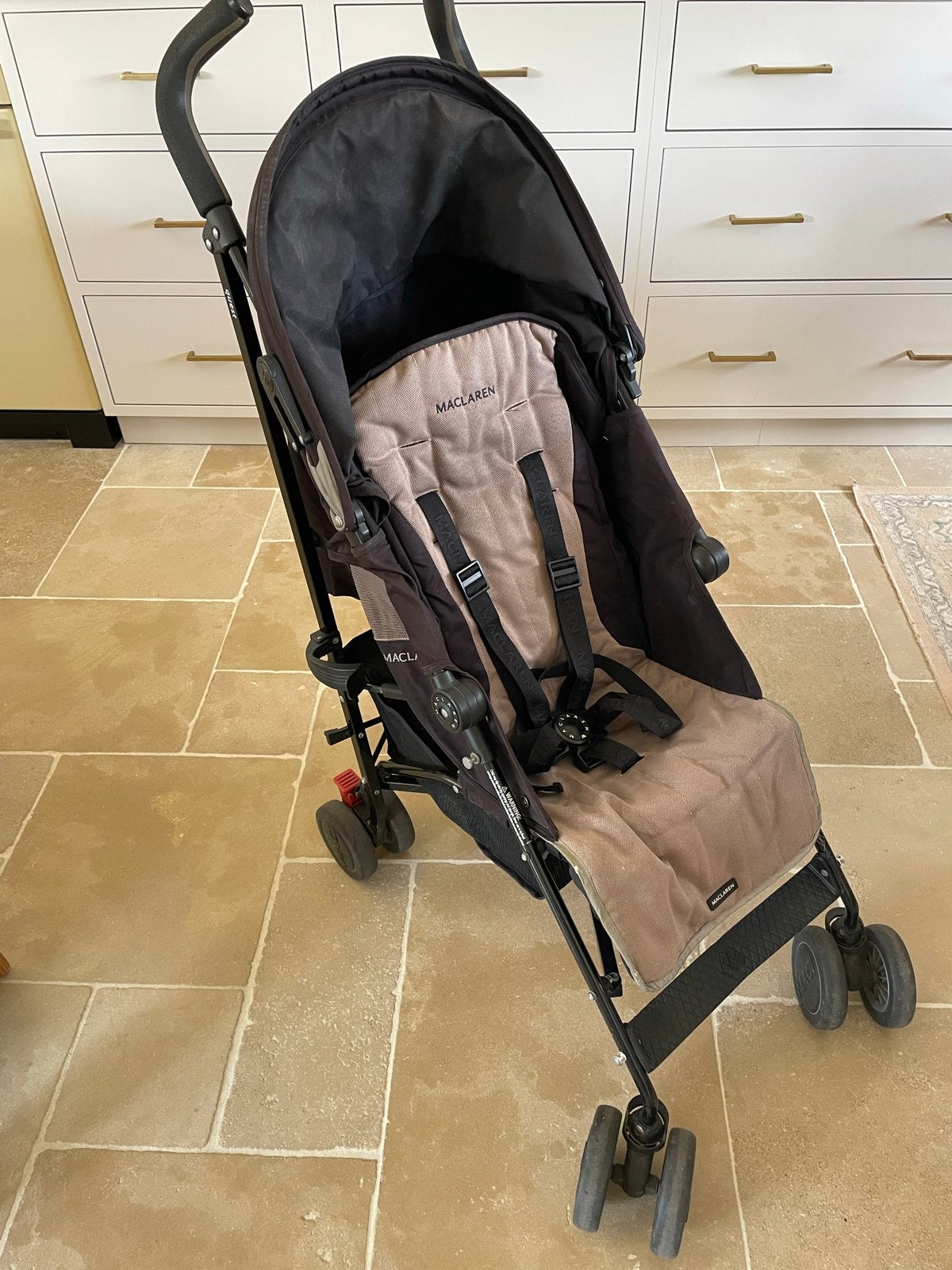 Maclaren Quest buggy met regenkap, Ophalen, Gebruikt, Kinderwagen, Overige merken