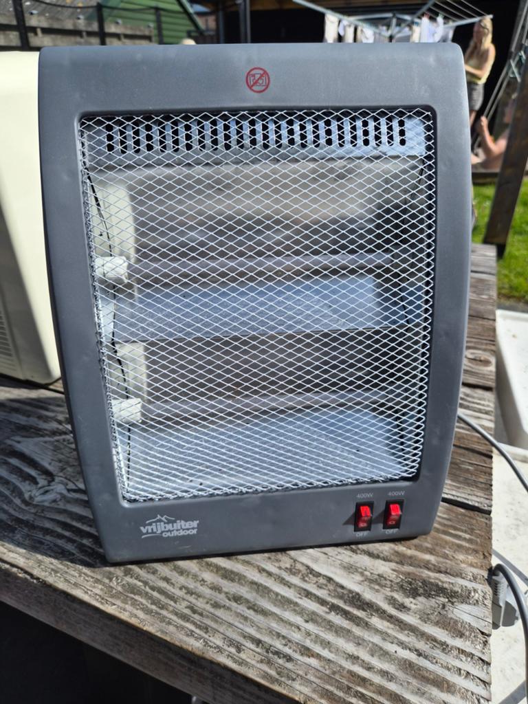 Vrijbuiter Outdoor Quartz Kachel - 400/800 Watt, Huis en Inrichting, Kachels, Ophalen