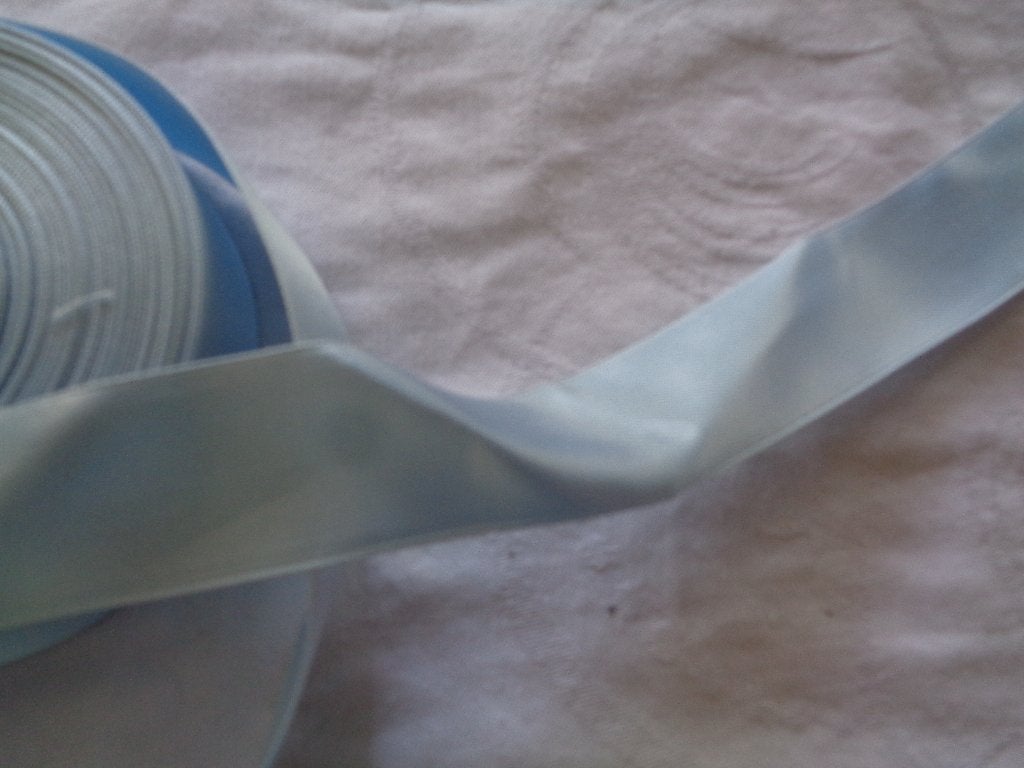 2 meter baby blauw satijn lint, Ophalen of Verzenden, Nieuw, Lint, Band of Elastiek