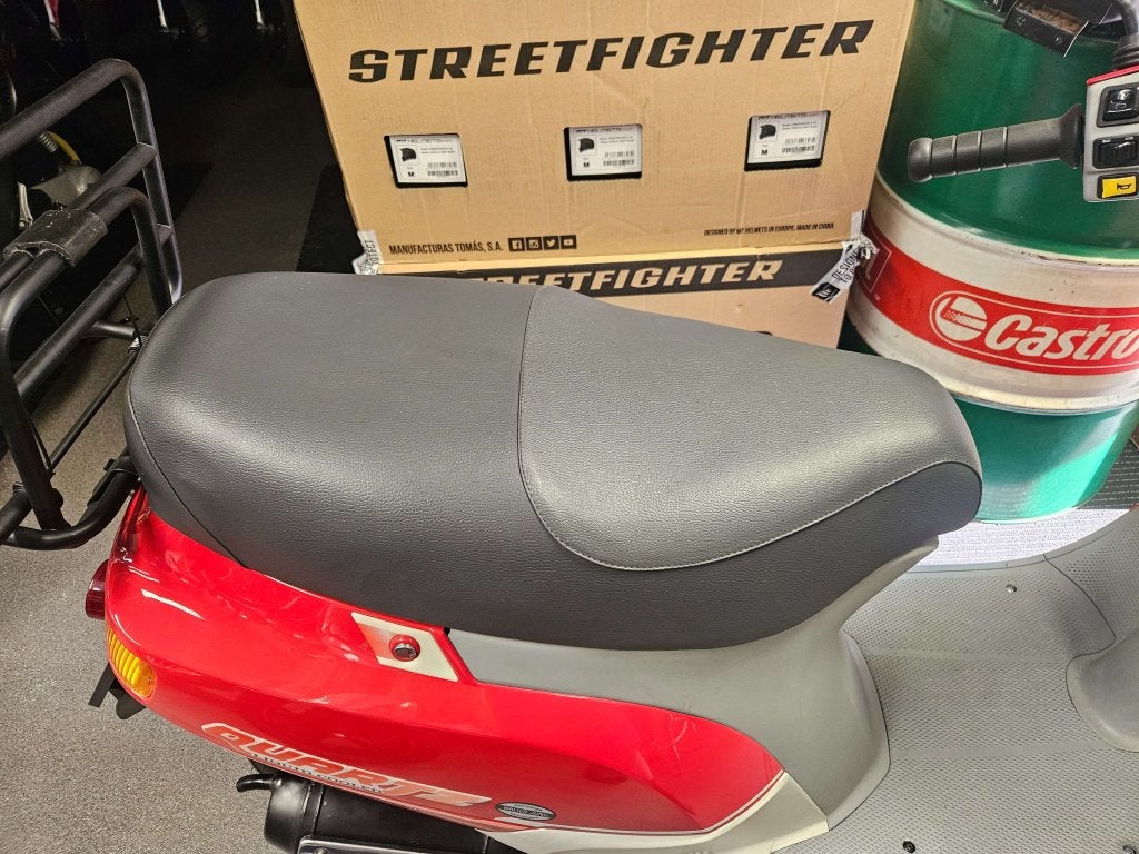 Zadel  Piaggio |  Sfera NSL | Quartz| Skipper  NIEUW NOS, Niet ingevuld, Piaggio, Niet ingevuld, Nieuw