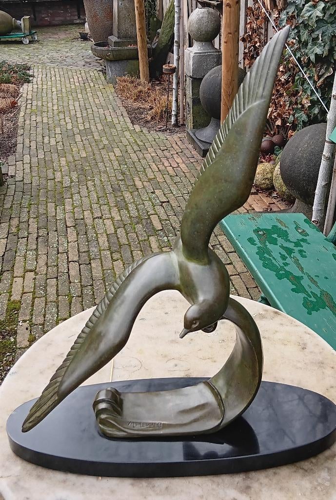 ART  DECO samac meeuw van Marcel Leducq, Art deco, Gemerkt, Beeld, Vogel