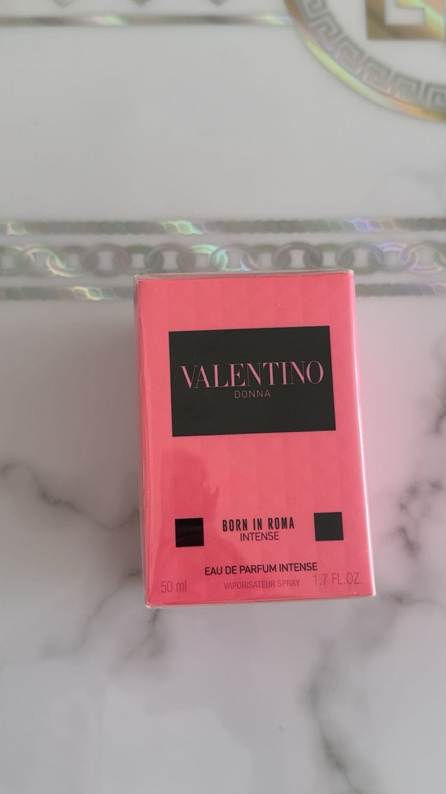 Valentino Donna Born In Roma Intense Eau de Parfum 50ml, Sieraden, Tassen en Uiterlijk, Uiterlijk | Parfum, Ophalen of Verzenden