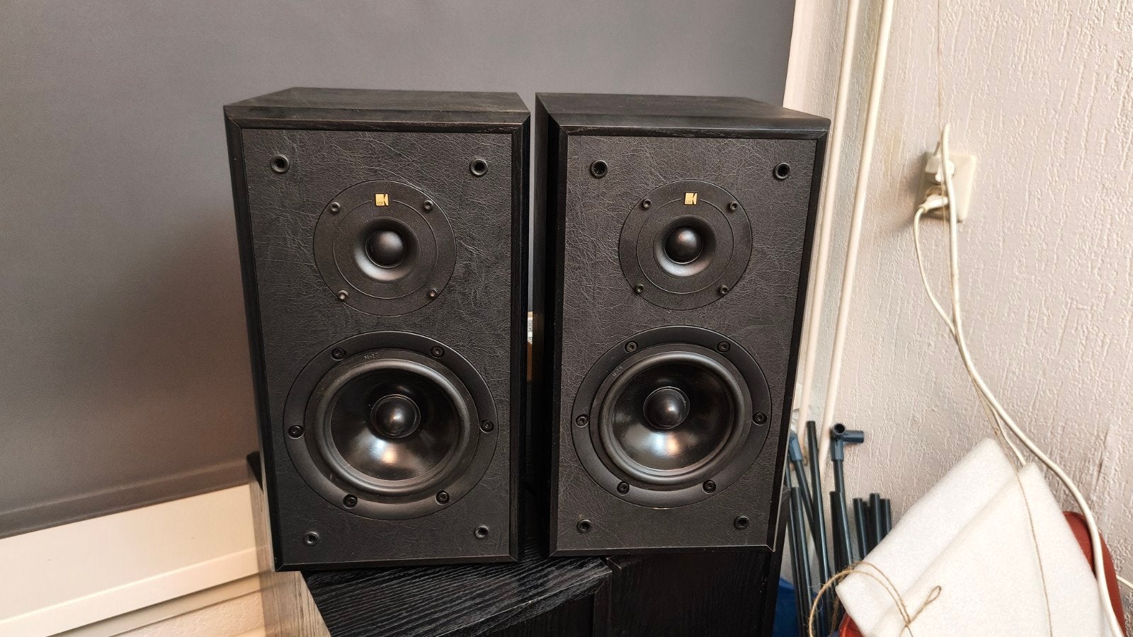 KEF Cresta 2 Boekenplank Luidsprekers – Set (Bi-Wiring)