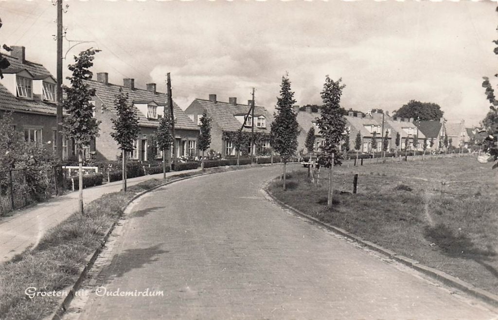 703-399-035 Groeten uit Oudemirdum, Verzamelen, Ansichtkaarten | Nederland, Verzenden, Voor 1920, Friesland