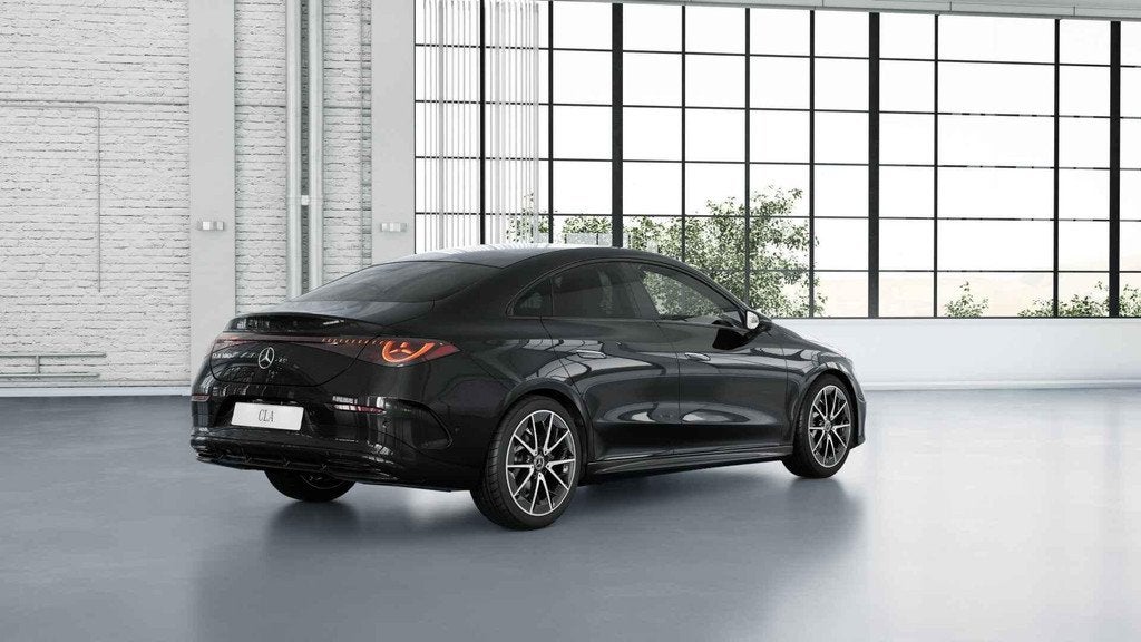 Mercedes-Benz CLA-klasse 180 Business Solution AMG | Panoram, Auto's, Mercedes-Benz, CLA, 136 pk, 4 cilinders, Zwart