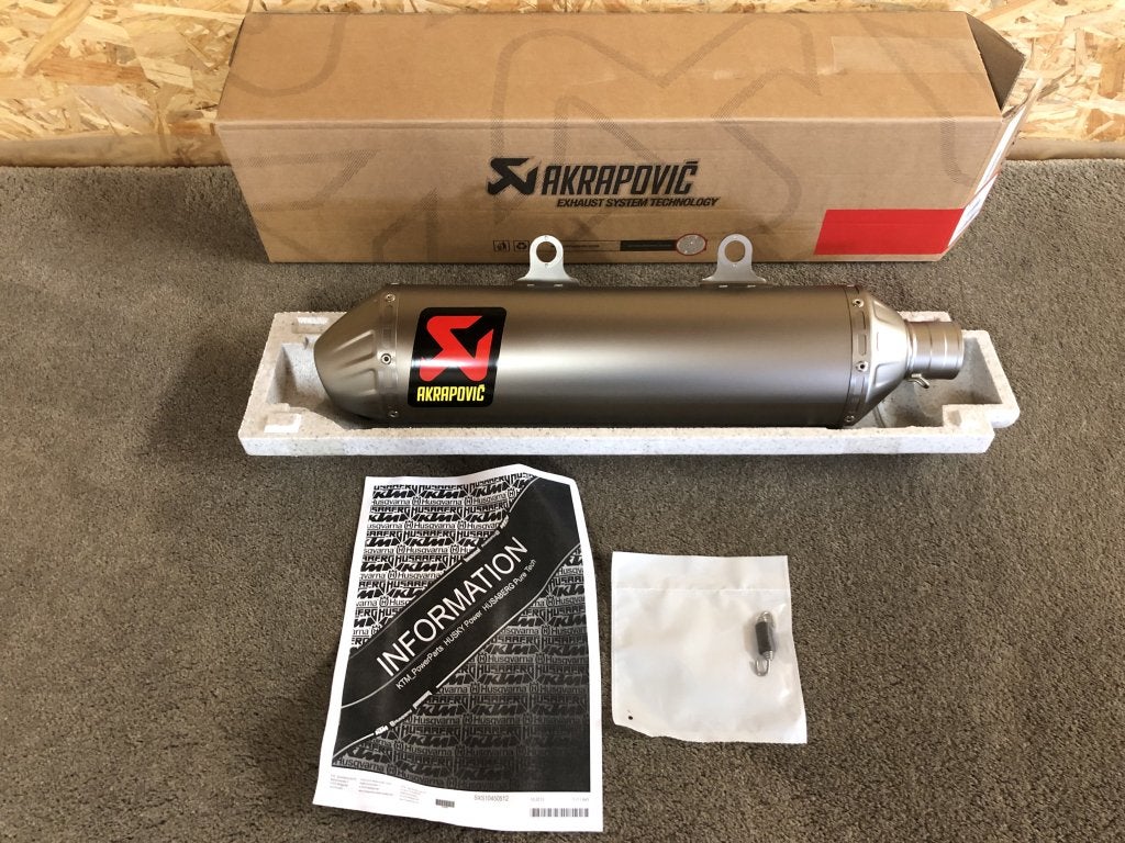 Akrapovic uitlaat KTM 250 350 450 500 EXC-F EXC SX-F 525 530, Motoren, Onderdelen | Overige, Verzenden, KTM, Stallhofnerstraße 3, Betriebsgebiet Süd, Mattighofen, Oberösterreich, 5230, AT